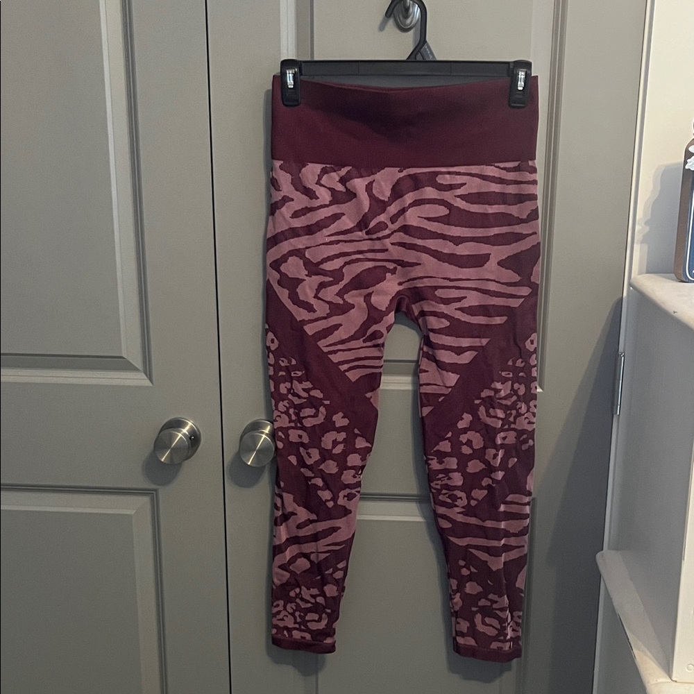 Kids Xersion Maroon Animal Print Leggings